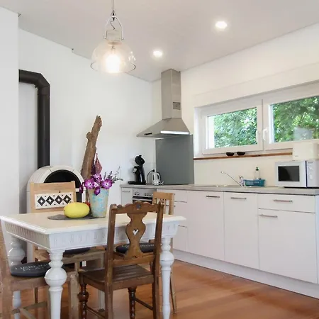 Feriehus Gaestehaeusle Haag *